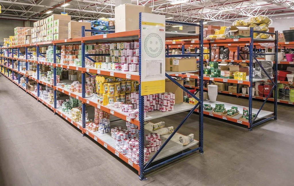 Dark stores accelerează sistemele logistice ale supermarketurilor online