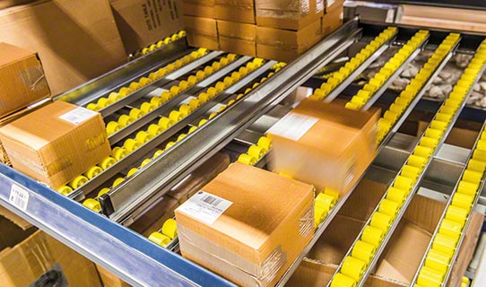 Rafturi gravitationale pentru cutii/picking (carton flow)