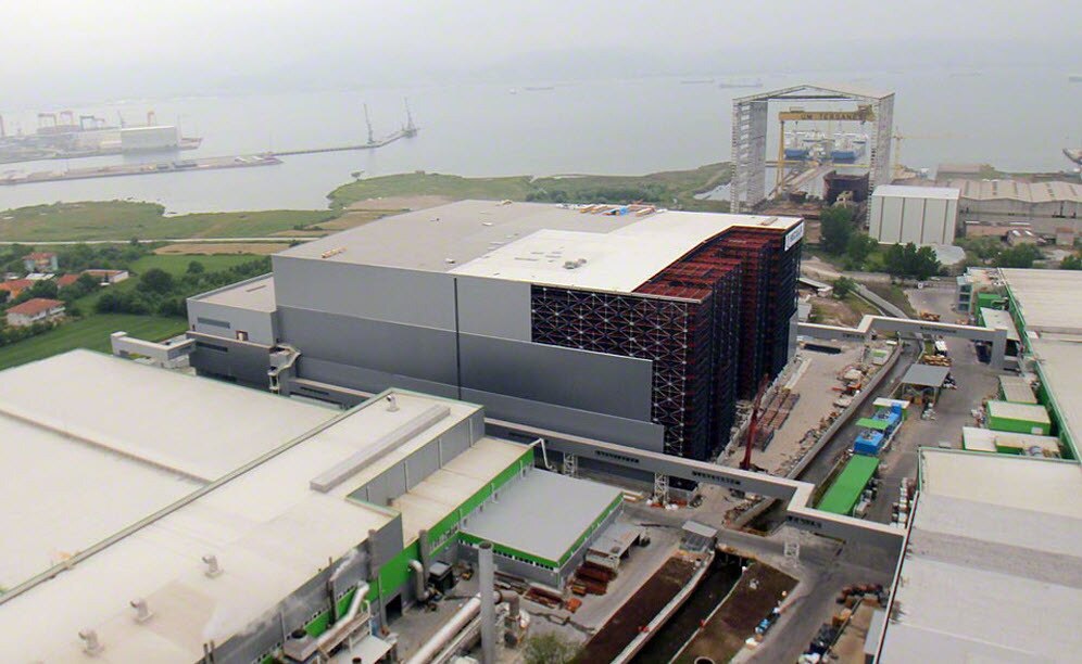 Aerial view of Hayat Kimya’s spectacular clad-rack warehouse