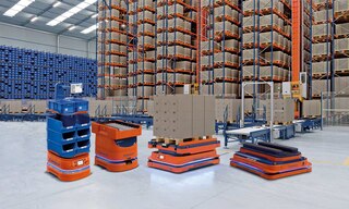 Roboți mobili autonomi (AMR)