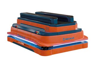 AMR 1500 cu platformă de ridicare pot transfera sarcini pe platforme fixe sau pe transportoare