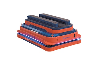 AMR 1500 cu platformă de ridicare pot transfera sarcini pe platforme fixe sau pe transportoare